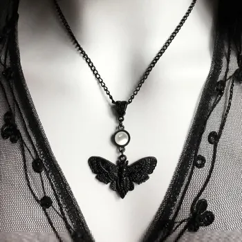Готическое ожерелье с черной Молью для женщин, мужчин, Языческих Ведьм, Ювелирные Аксессуары, Подарок, Лунный камень, Страшный Скелет, Ожерелье с Молью